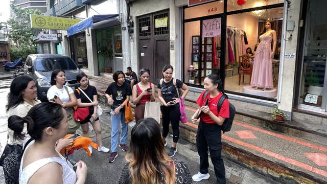 Binondo Manila Basic Photography Lessons with Light Snacks | Binondo Church, Dong Bei Dumplings