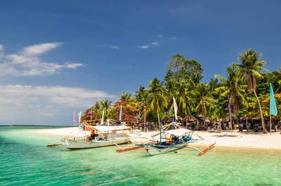 Island hopping in Puerto Princesa City