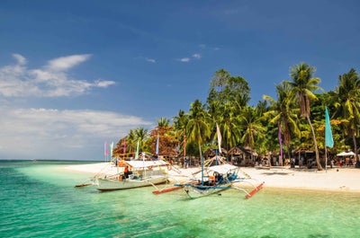 Island hopping in Puerto Princesa City