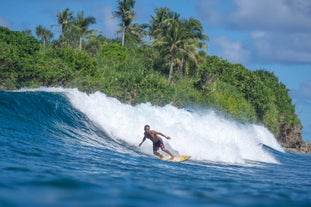 Ride the waves of Siargao