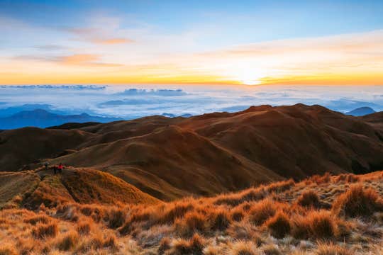 Exhilarating 10-Day Hiking Adventure Package from Manila City