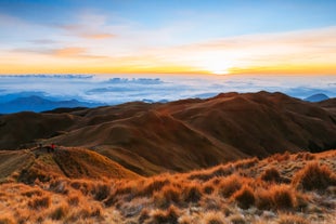 Exhilarating 10-Day Hiking Adventure Package from Manila City