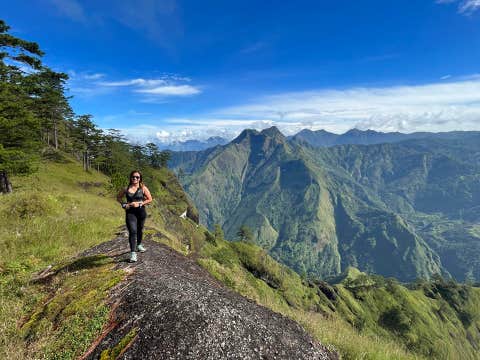 Day Hike to Mt. Kabunian in Benguet Province from Manila City with Climb Certificate