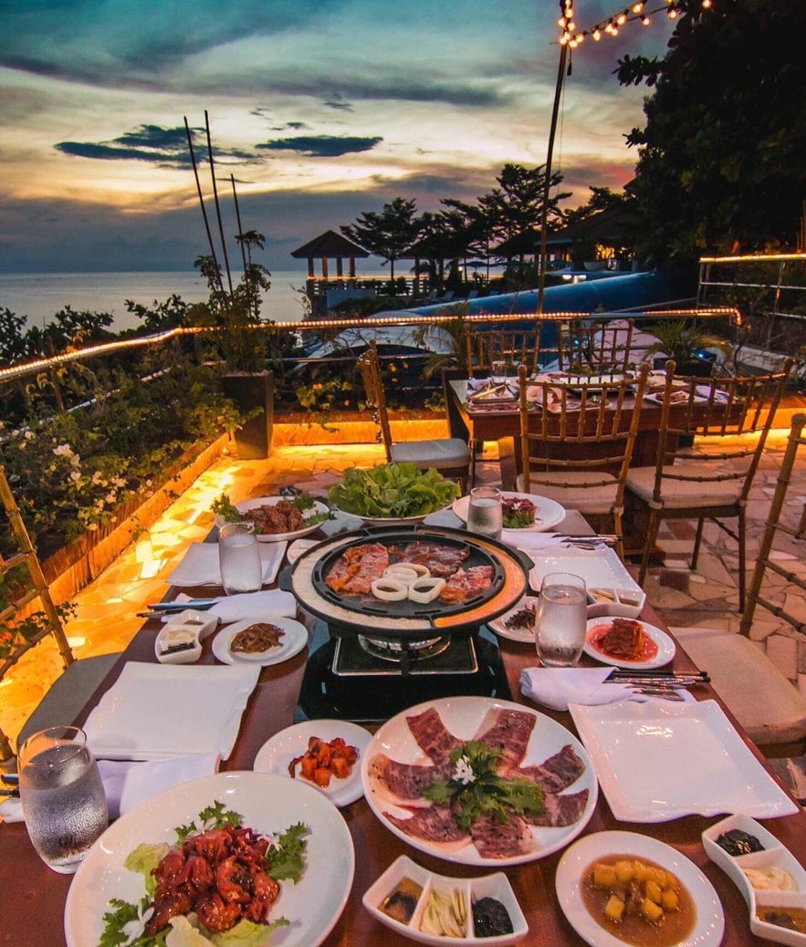 Villa Angelina Luxury Suites korean bbq garden Villa Angelina Luxury Suites korean bbq garden