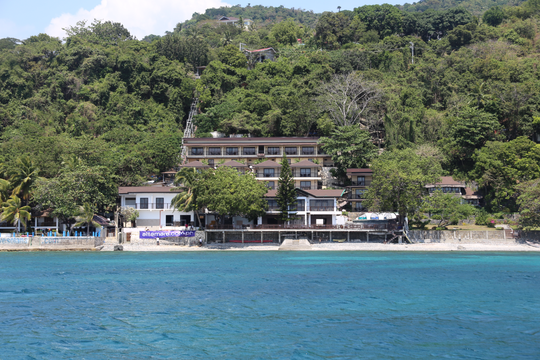 Introductory Dive in Anilao Batangas with Complete Gear & Divemaster Assistance