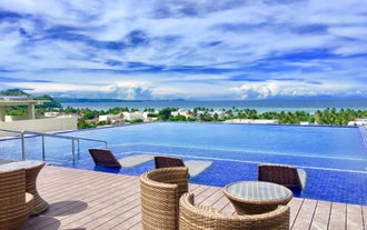 Relaxing 4-Day Island Hopping Package to Boracay with Altabriza Resort with Breakfast & Transfers