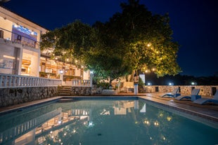 Relaxing 2-Day Package to Antipolo Rizal at Altaroca Mountain Resort with Breakfast