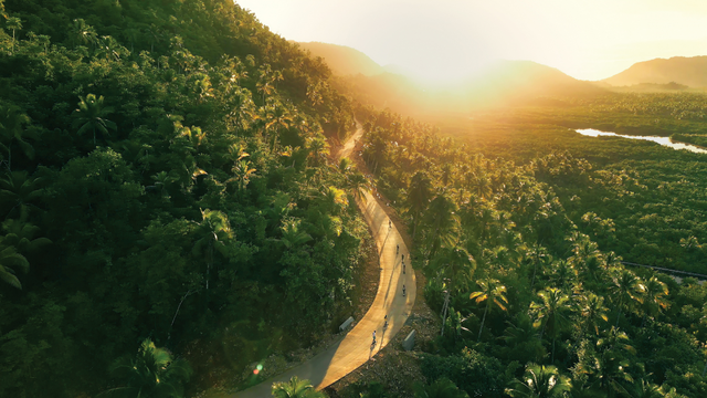 Siargao Electric Skateboard Sunset Tour with Guide & Safety Gear