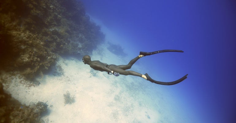 Enjoy a peaceful freediving session in the Philippines’ crystal-clear waters when you book this lesson.