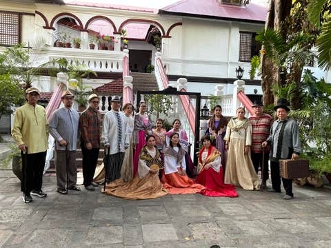 Vigan Ilocos Sur 3-Hr Photoshoot at Villa Angela Heritage House