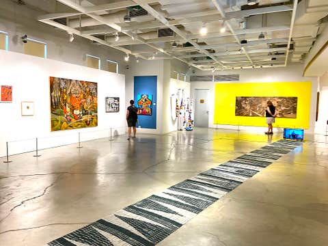 Private Iloilo City Tour to Heritage Attractions & Art Spaces with Snacks & Transfers