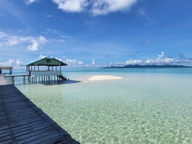 Book this tour package in Balabac town and experience crystal-clear waters like never before.
