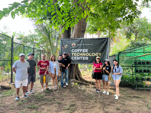 Coffee Farm Tour Near Tagaytay City
