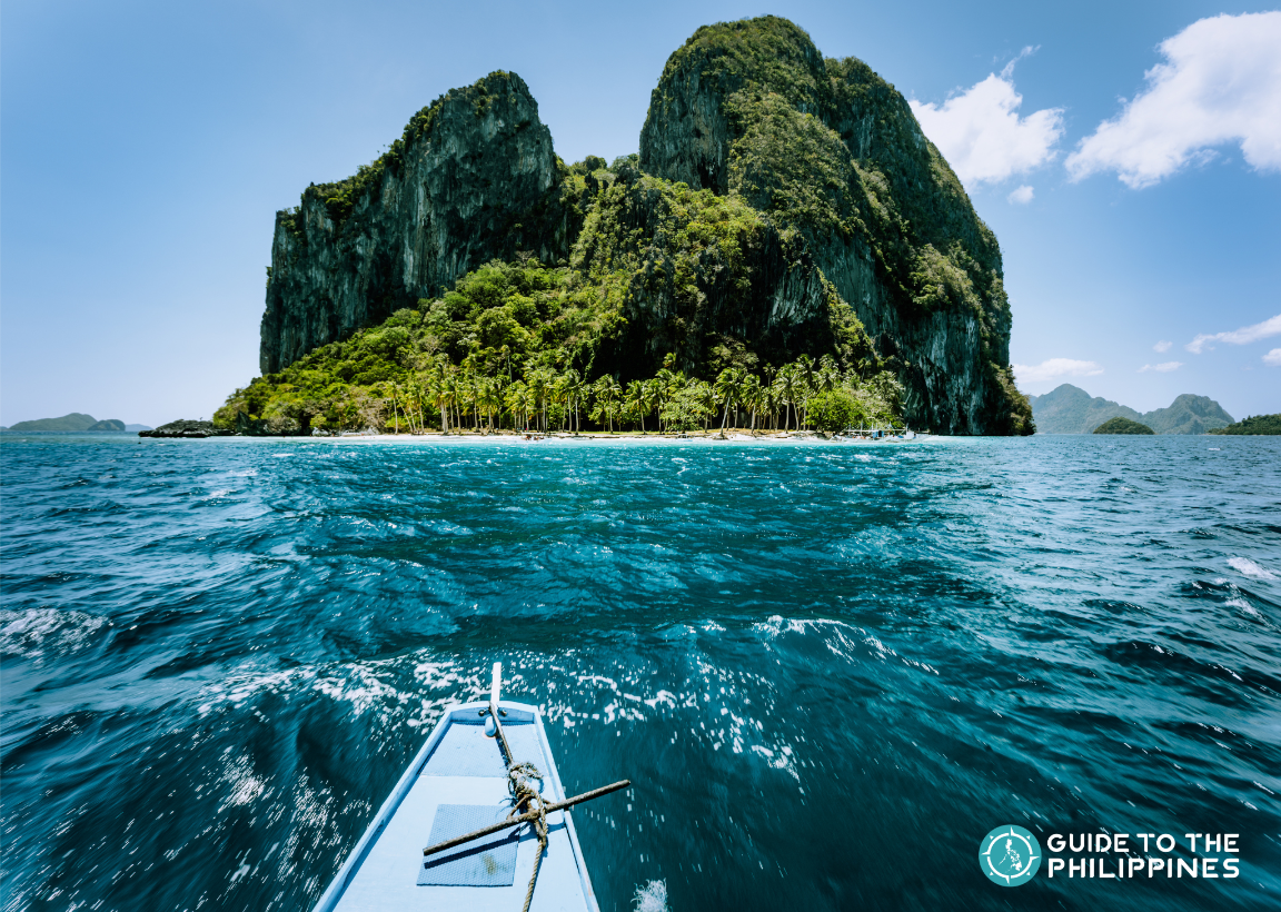 Island hopping in El Nido, Palawan