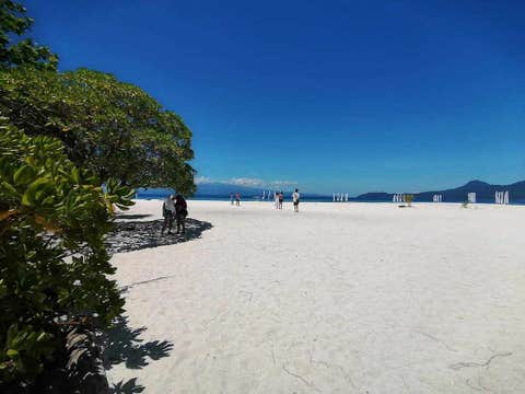 Camiguin Island Hopping Tour with Transfers