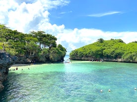 Enjoy island-hopping in  Guimaras