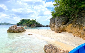 Enjoy island-hopping in Guimaras