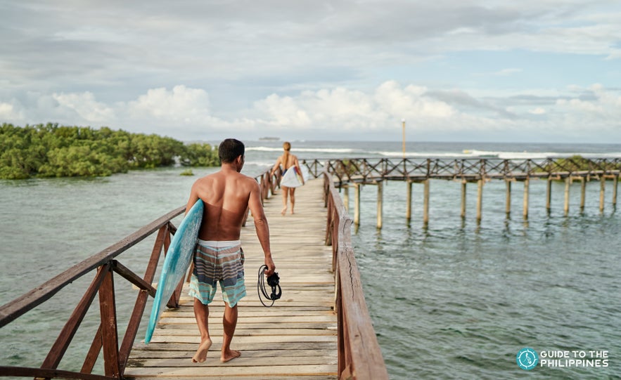 Surfing in Siargao Surfing in Siargao