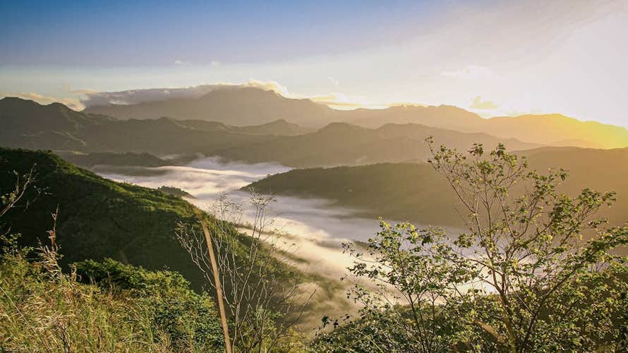 Rizal Mt. Batolusong & Sangab Cave and River Shared Minor Day Hike with Transfers from Manila