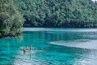 Paddleboarding in Sugba Lagoon