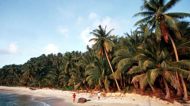1-Week Cebu & Siargao Islands Beaches with Dumaguete City Hot Springs Tour Package from Manila