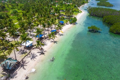 Blue water of Bohol Beach Club Resort pool