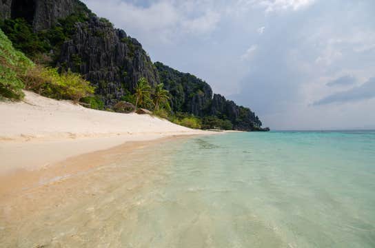 Black Island and Waterfalls Tour from Coron Town in Palawan Island