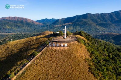 Face-to-face interaction with Mt. Tapyas