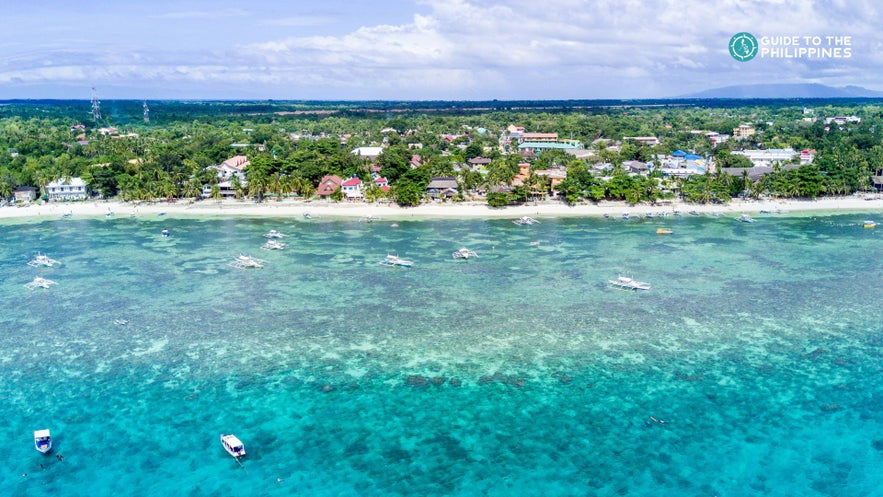 Alona Beach in Bohol, Philippines Alona Beach in Bohol, Philippines