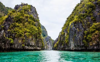 This tour package includes an excursion called “El Nido island hopping tour A”