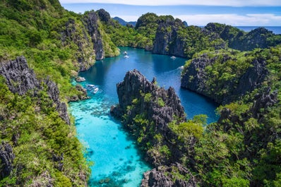 Explore Snake Island and some top caves in El Nido