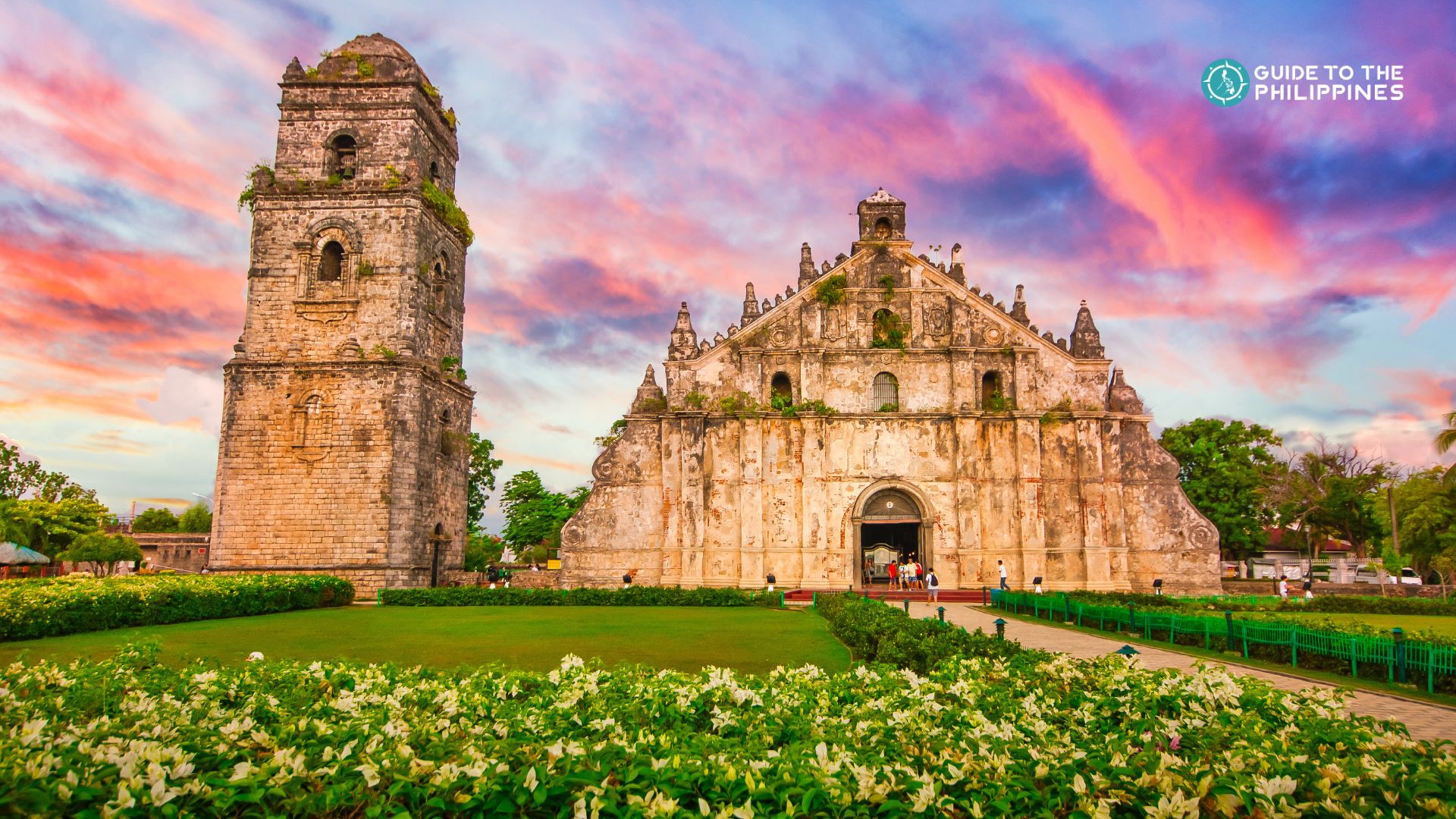 Paoay Church, Ilocos Norte Paoay Church, Ilocos Norte
