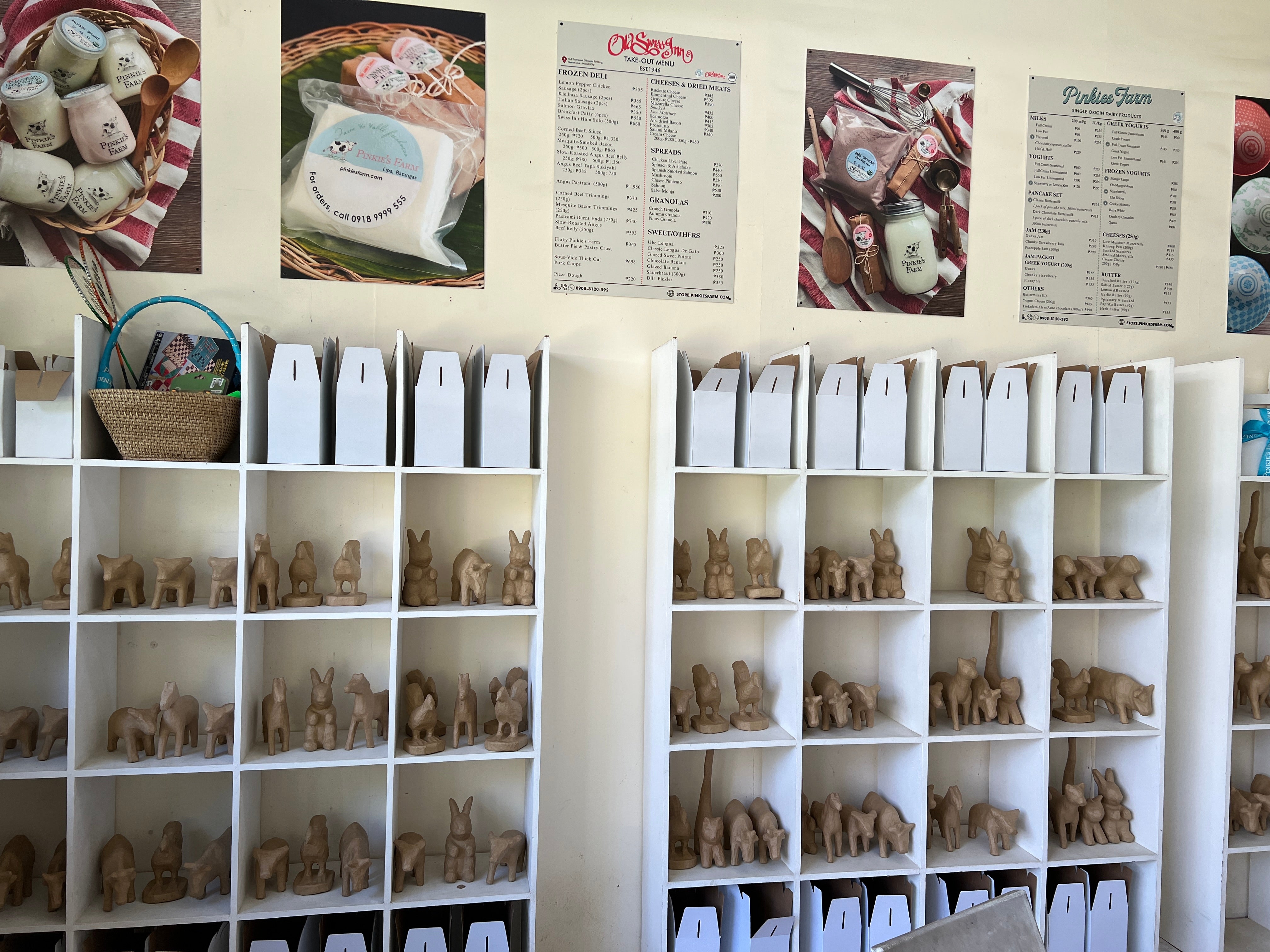 Taka figurines ready for a fun hand-painting activity on this Pinkie’s Farm picnic and tour