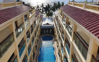 Enjoy a delightful stay at Golden Phoenix Hotel during this Boracay tour package.