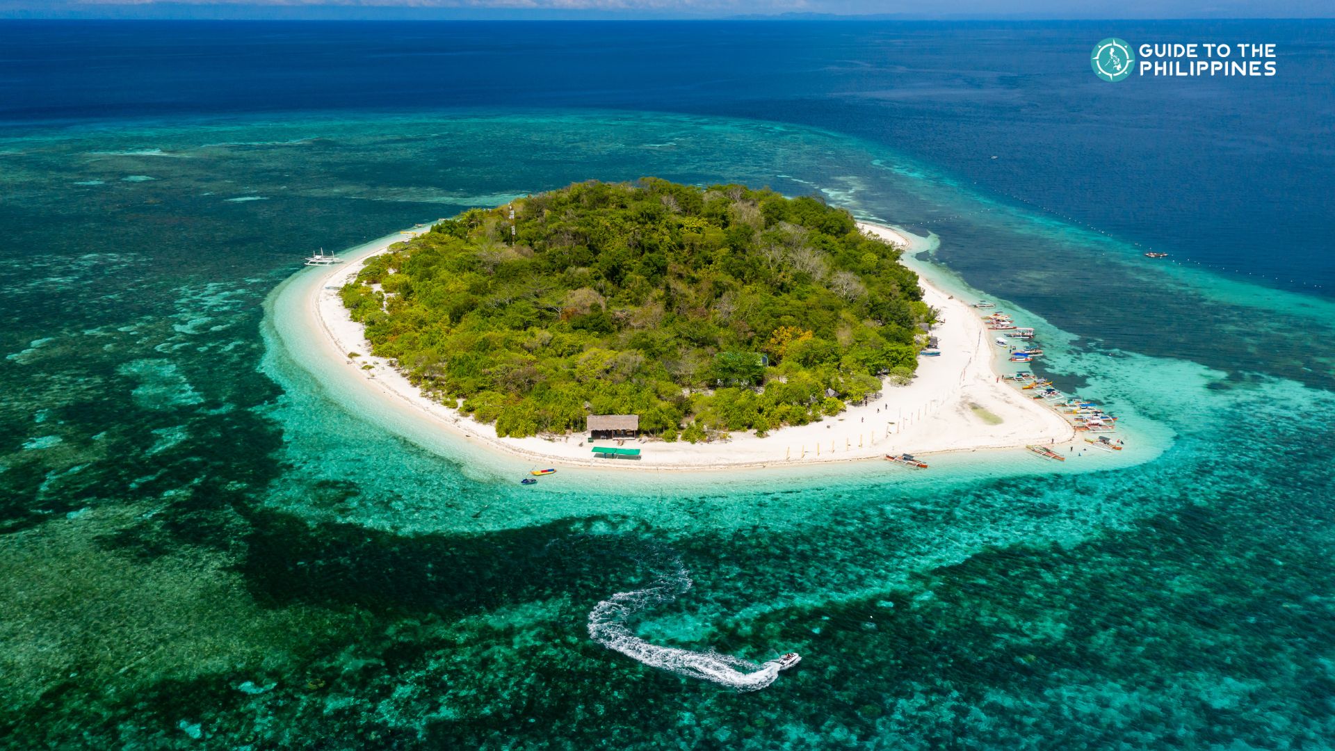 Mantigue Island in Camiguin