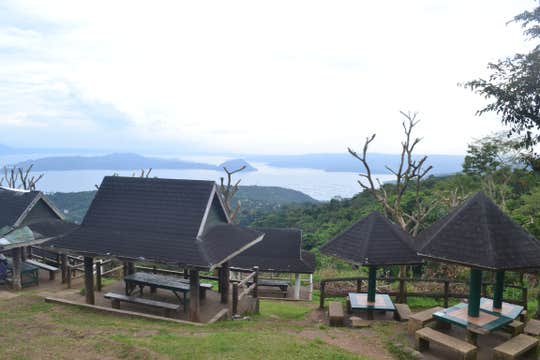 Stunning 3-Day Tagaytay City Tour Package at The Oriental Luxury Suites Hotel