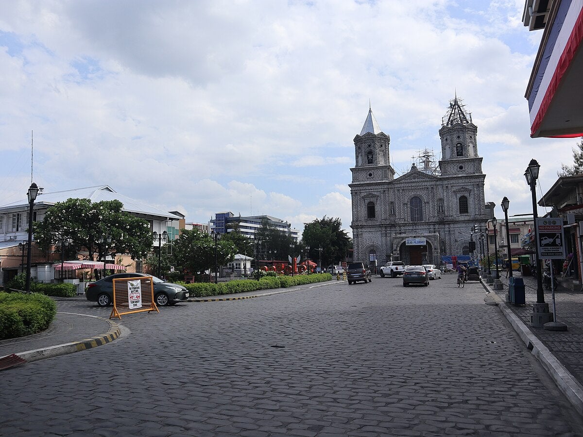 . On your food and heritage tour in Pampanga Province, you’ll visit the Holy Rosary Parish Church in Angeles City