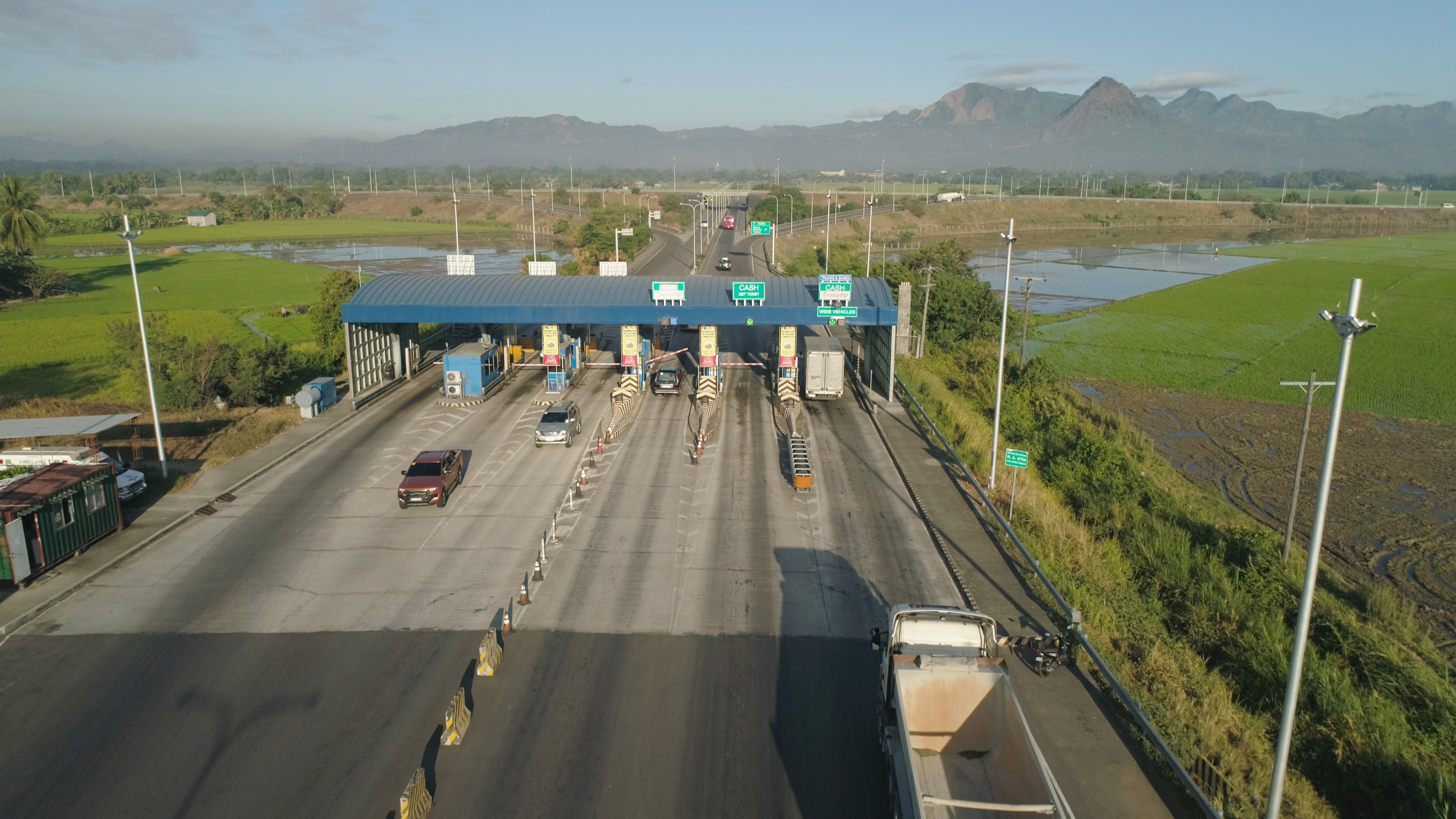 This Clark City airport transfer may through the Pampanga Province toll gate en route to destinations in Central Luzon.
