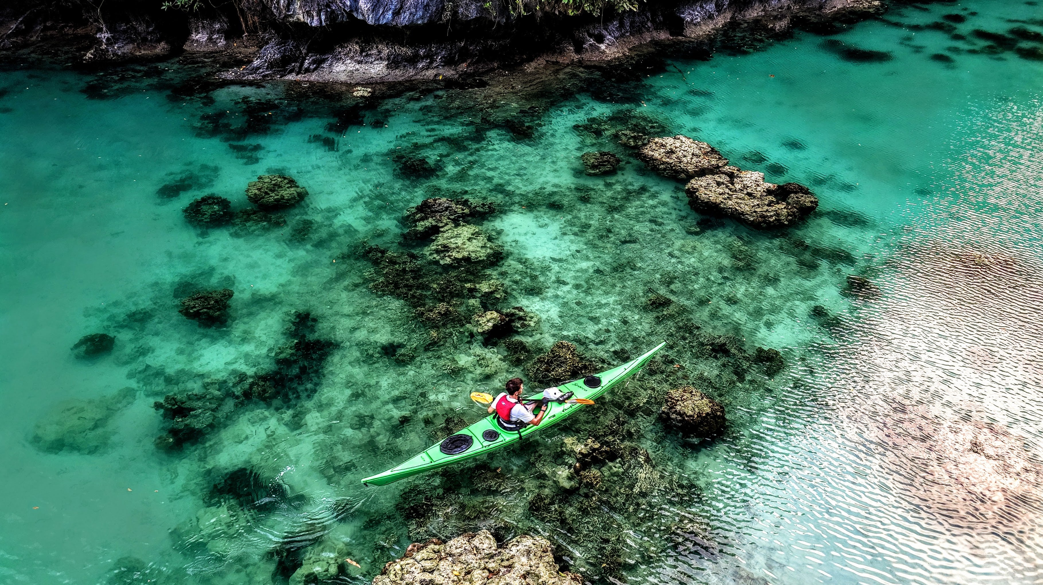 Experience the best of Palawan Island with this El Nido town sea kayaking package made for adventurers.