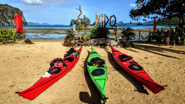 Exciting 3-Day Sea Kayaking in El Nido Town Tour Package on Palawan Island with Accommodation