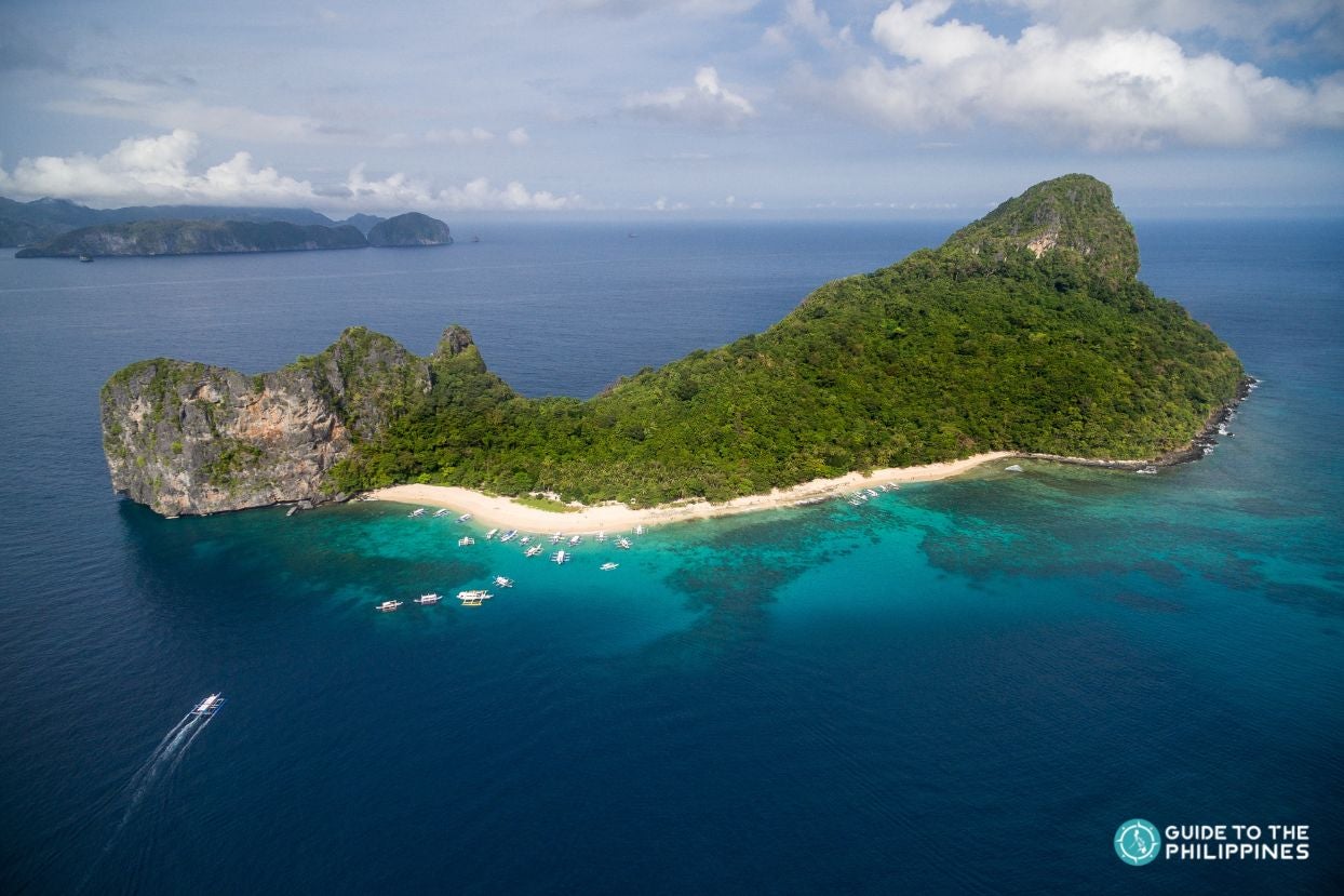 Aerial shot of Helicopter Island in El Nido, Palawan.