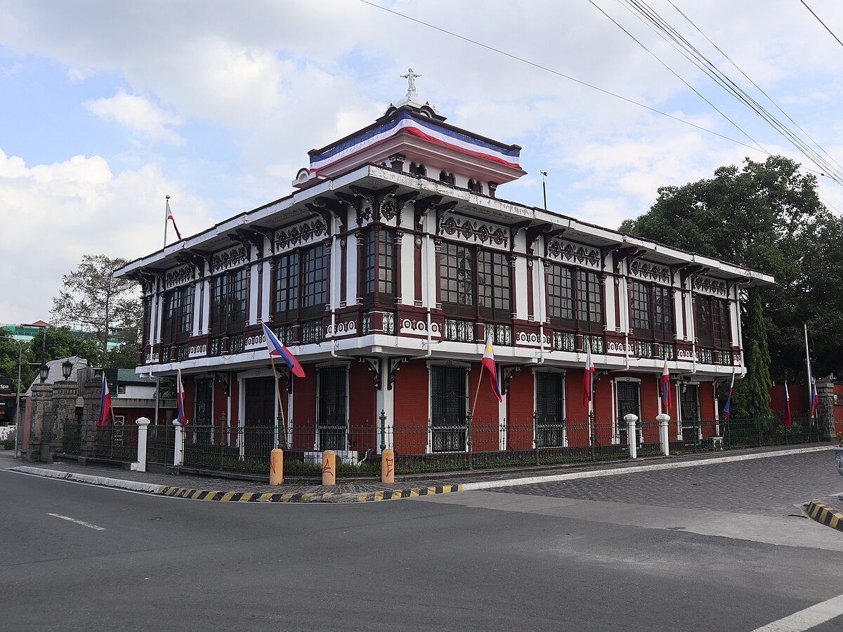 Explore Filipino heritage at the Pamintuan Mansion, a key site on this cultural tour in Angeles City.