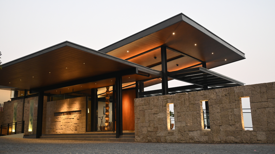 12-Day Nature & Dining Tour Package to Tagaytay City, Bohol Island & El Nido Town with Local Flights - day 2