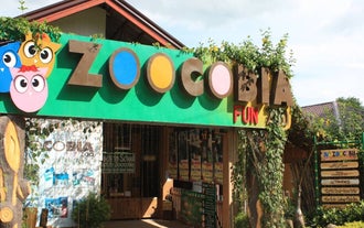 The colorful entrance of Zoocobia Fun Zoo in Clark Freeport Zone that you can see during this day pass