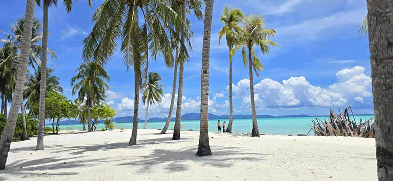 Stunning 4-Day Balabac Island Tour Package in Palawan with Transfers
