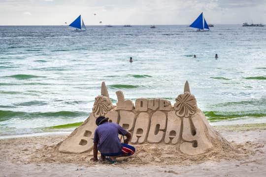 Fun 10-Day Tour Package to Boracay and Guimaras Islands & Cities of Iloilo and Bacolod from Manila