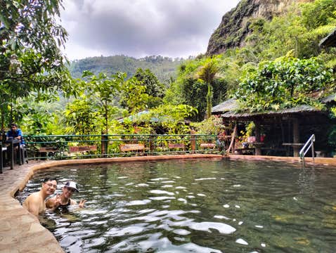 Dumaguete countryside tour with free city tour