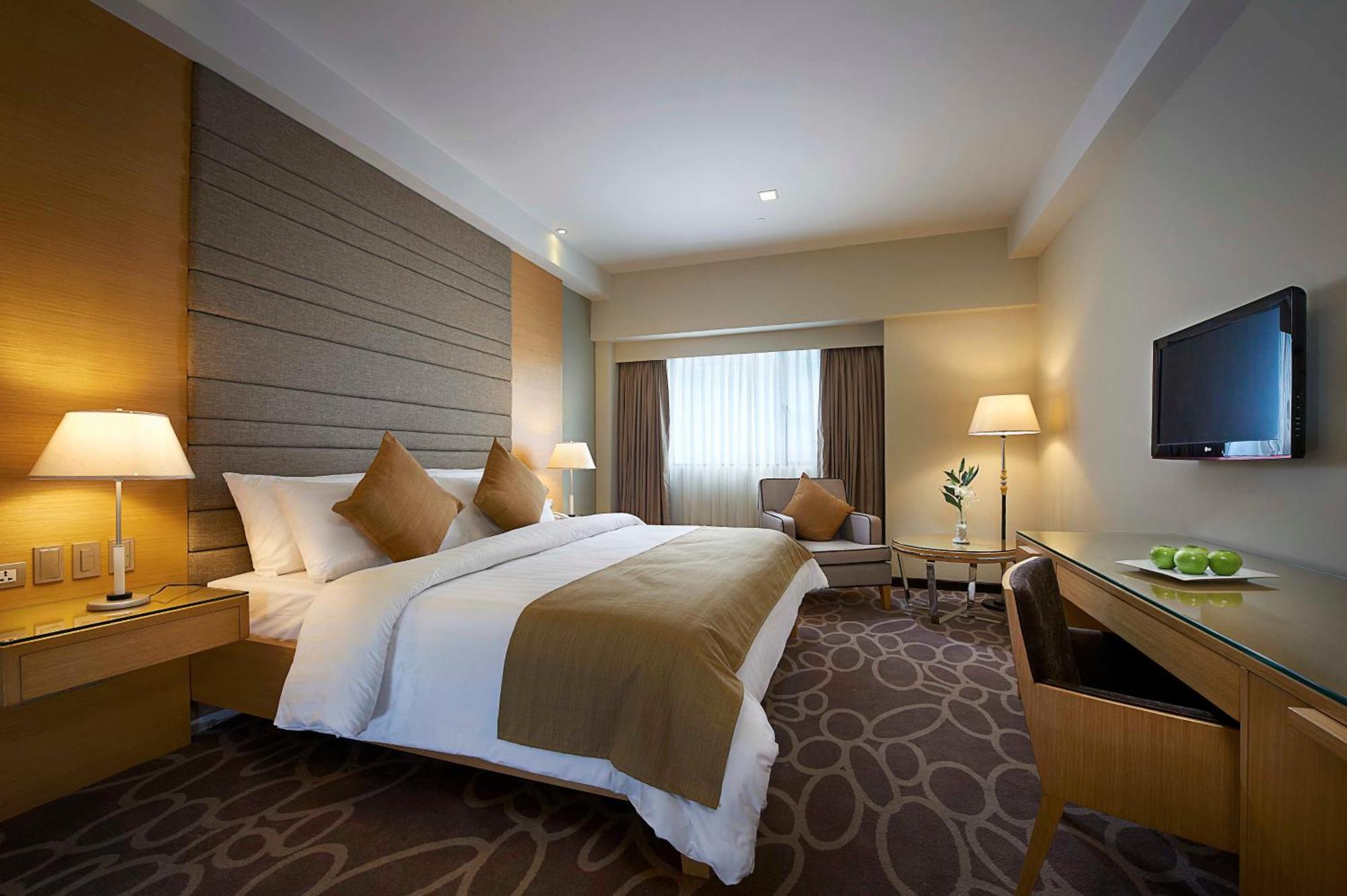 One of the cozy rooms at Berjaya Makati Hotel.