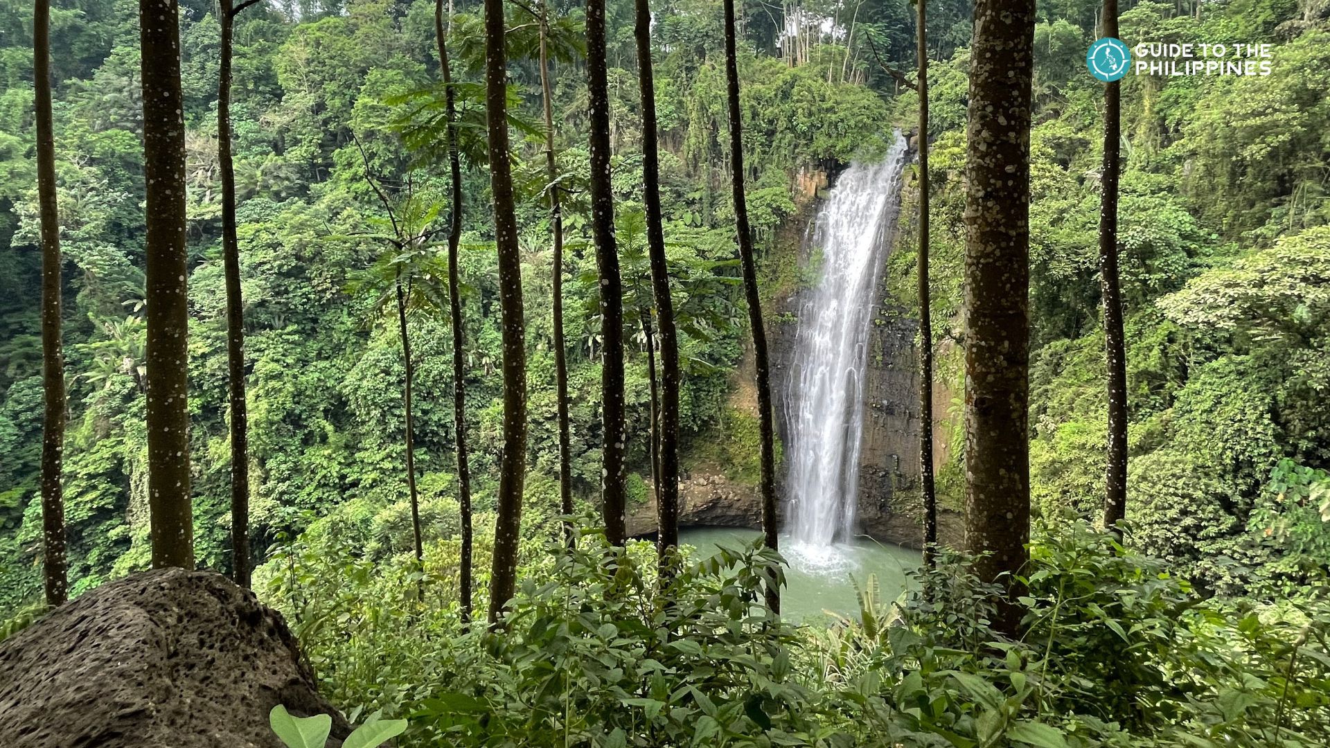 Explore waterfalls at Alalum Falls and Limunsudan Falls