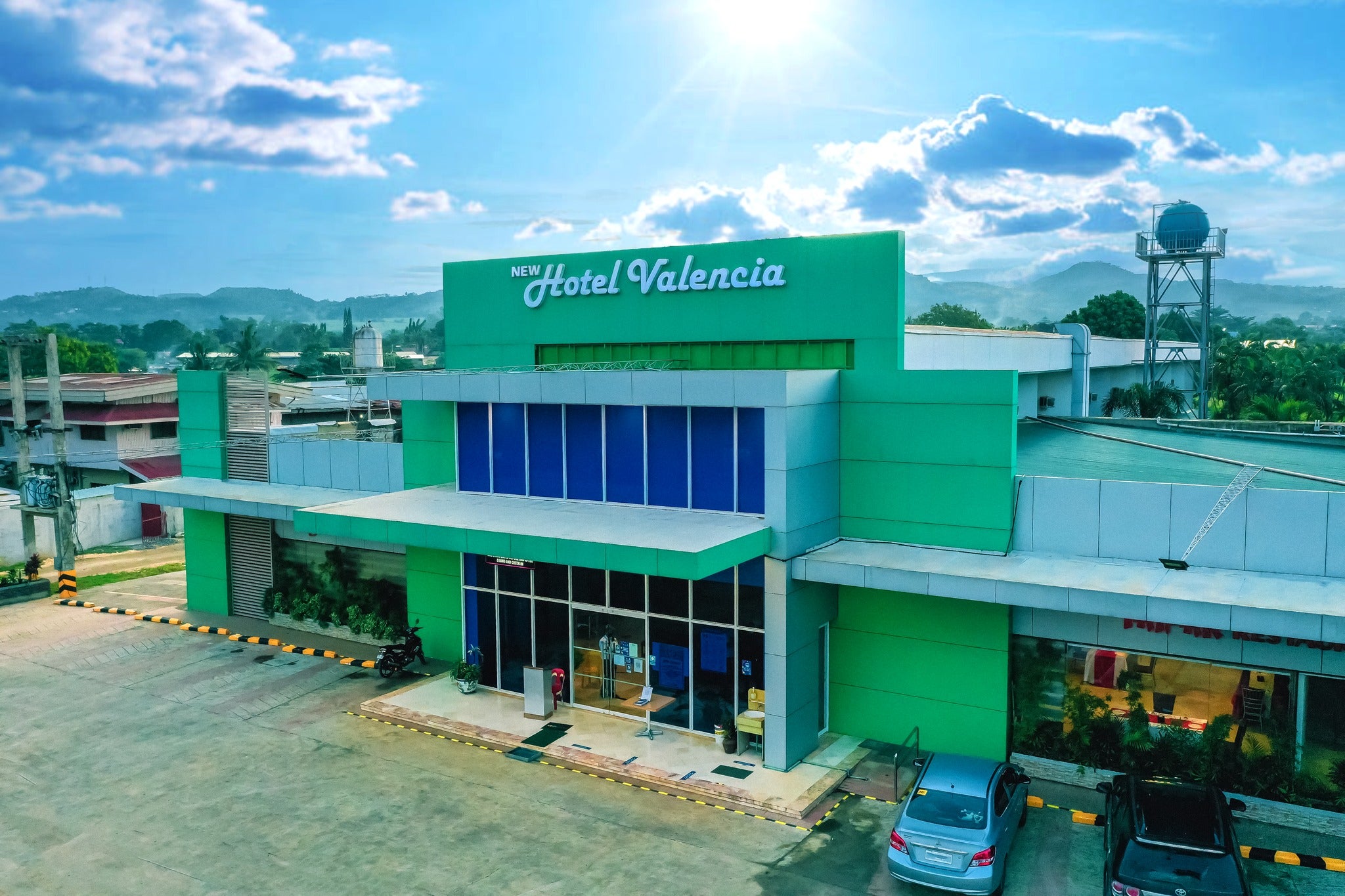 Photo by Hotel Valencia